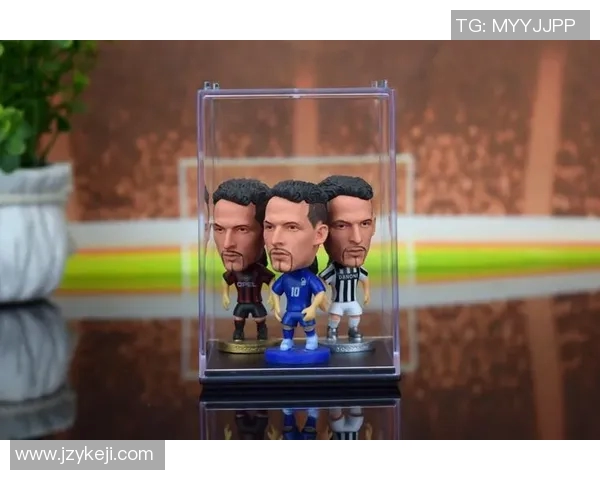 足球明星手办摆饰品的魅力与收藏价值探讨